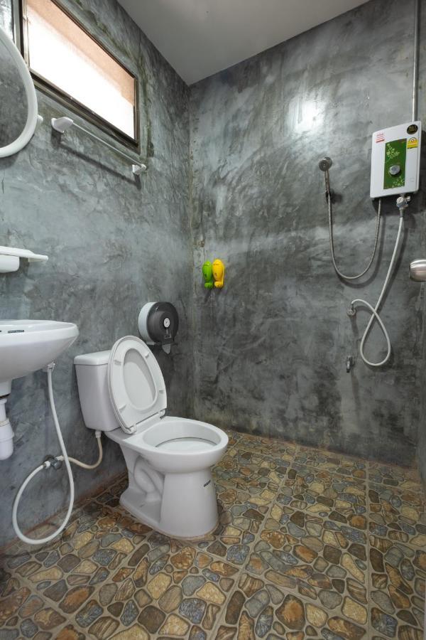 Feel Like Home แบบบ้านบ้าน Talat Amphoe Nakhon Chai Si Exterior foto